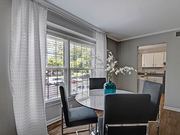 4th image of 2112 Criston Dr #2266