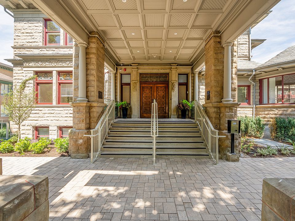 1st image of 1523 Davie St #402