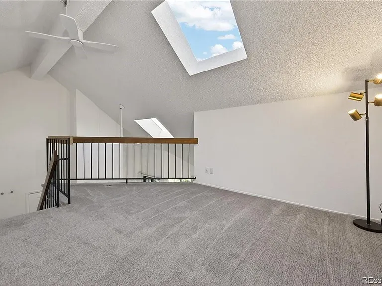 826 S Vance St #C — Photo 17