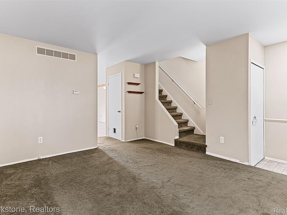 13408 Denver Cir N, photo 7