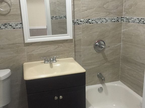 4th image of 10758A Watson Pl