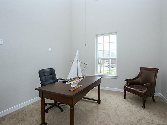 5th image of 5103 Sterling Manor Ln
