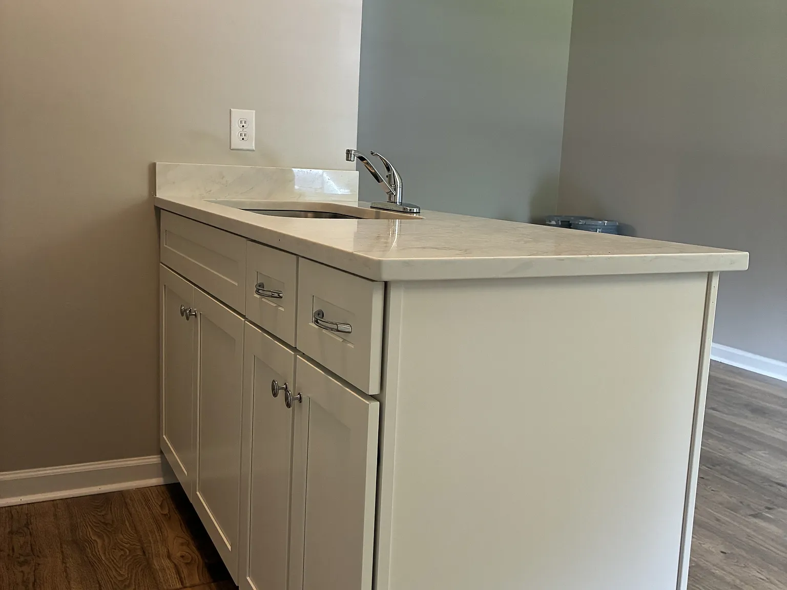 115 Cedar Drive - A — Photo 2