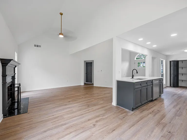 223 Turtle Cv — Photo 7