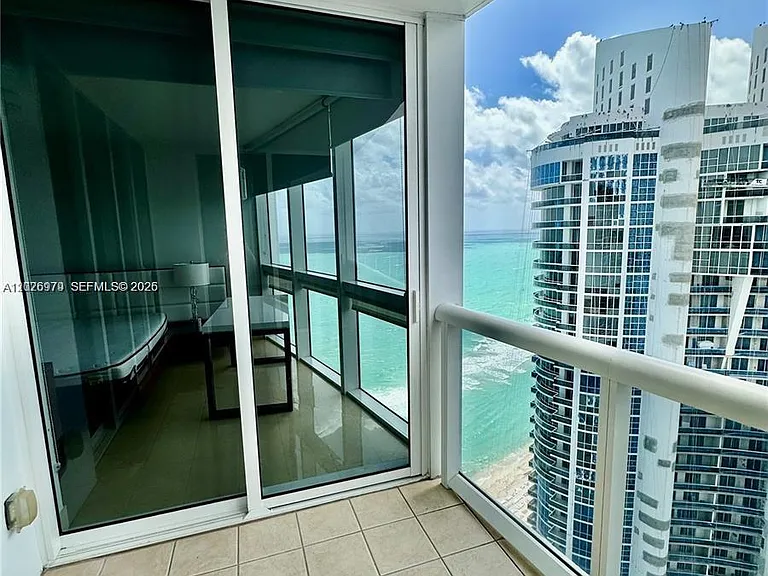 18201 Collins Ave #5307 — Photo 5