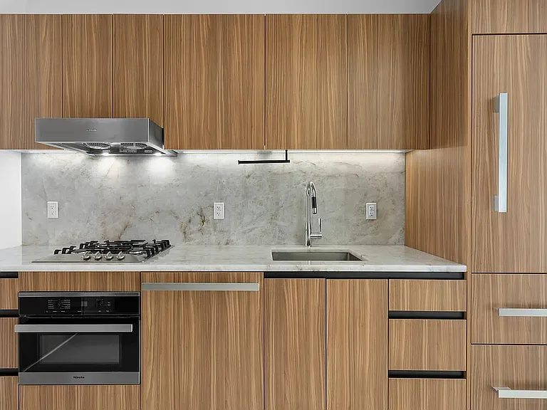 165 Lexington Ave #5C — Photo 3