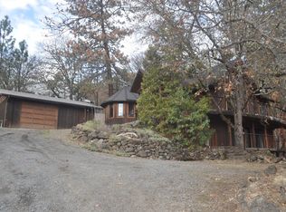 710 S Oregon St, Jacksonville, OR 97530