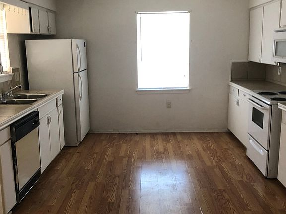5th image of 318 N 13th St