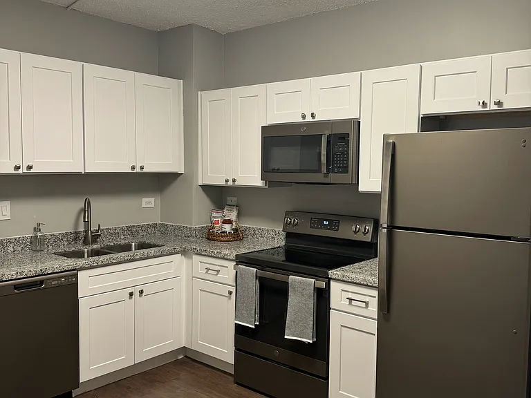 C Floor Plan Kitchen, stainless steel appliances, shaker style cabinets