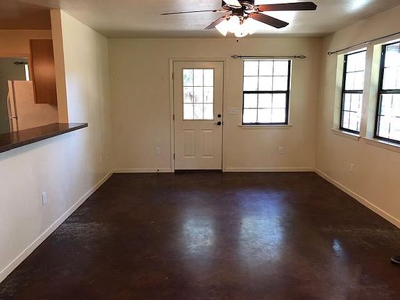 5th image of 119 Strackbein Dr Unit A