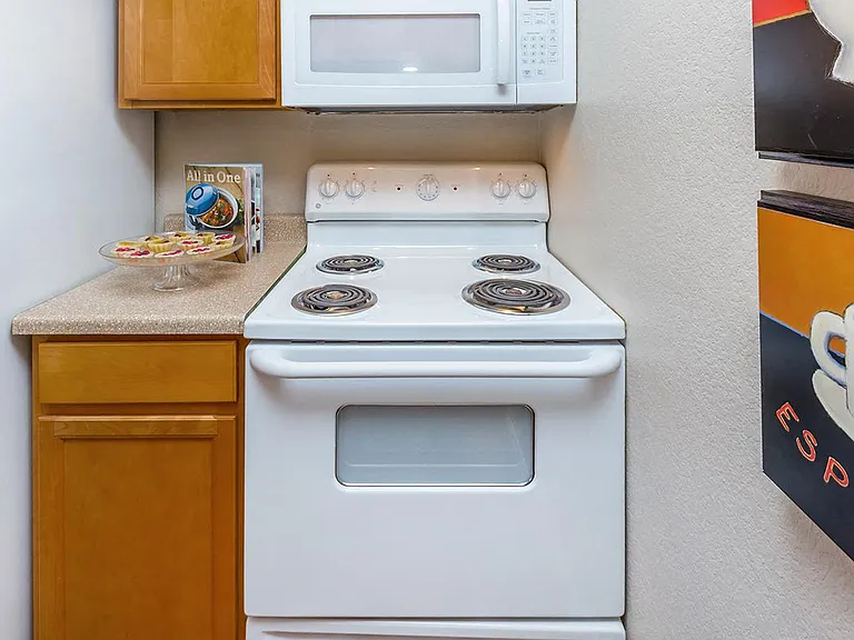 Mesa Royale 55+ Active Community — Photo 31
