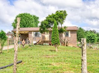 200 Old Suddath Rd, Harriman, TN 37748