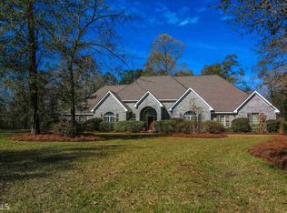 909 Bayberry Ct, Pembroke, GA 31321
