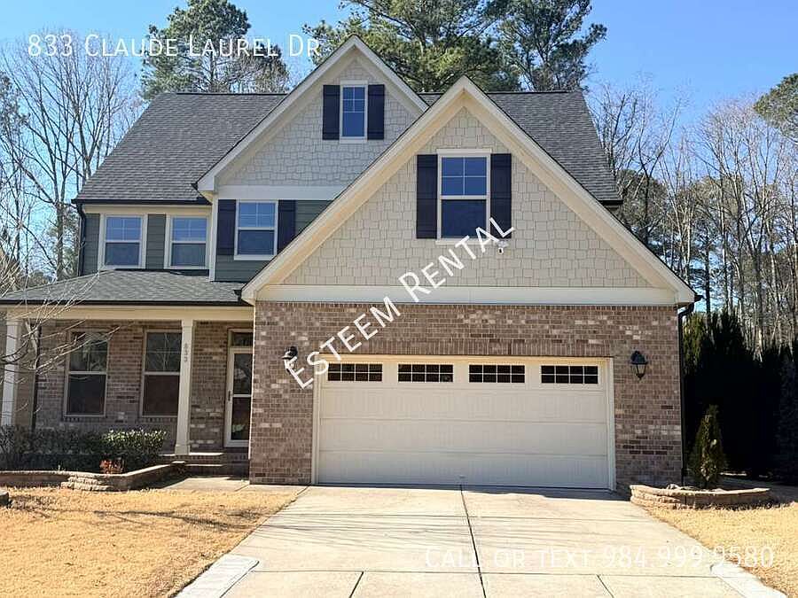 1st image of 833 Claude Laurel Dr