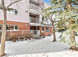 1103 W Hawksbrow Point NW #1103, Calgary, AB T3G 4C9