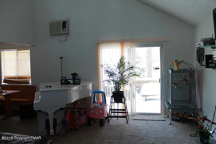 1144 Country Place Dr photo 1