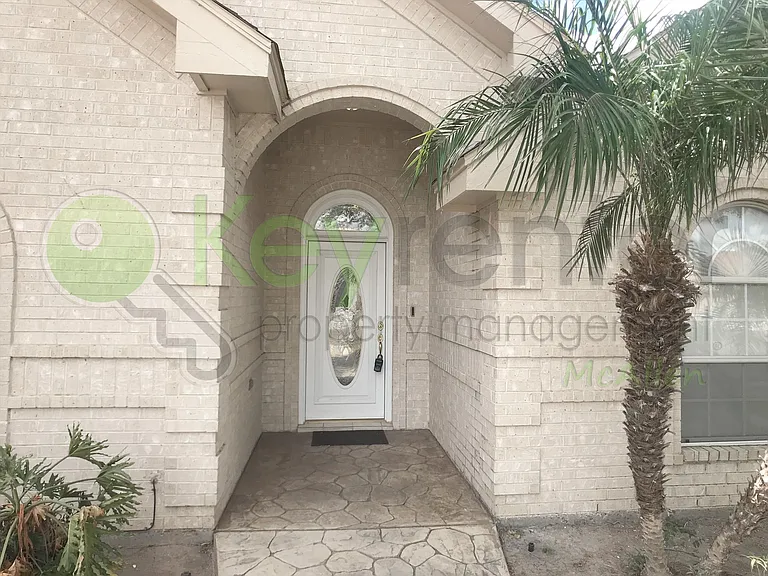 1918 Fawn Cir — Photo 3
