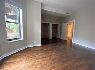 662 W Roscoe St #1DD, Chicago, IL 60657