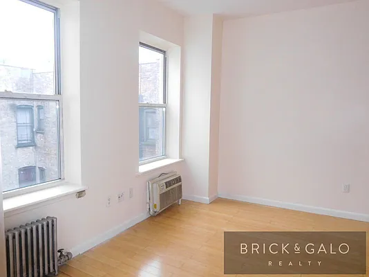 Rented by BRICK & GALO REALTY CORP | media 11