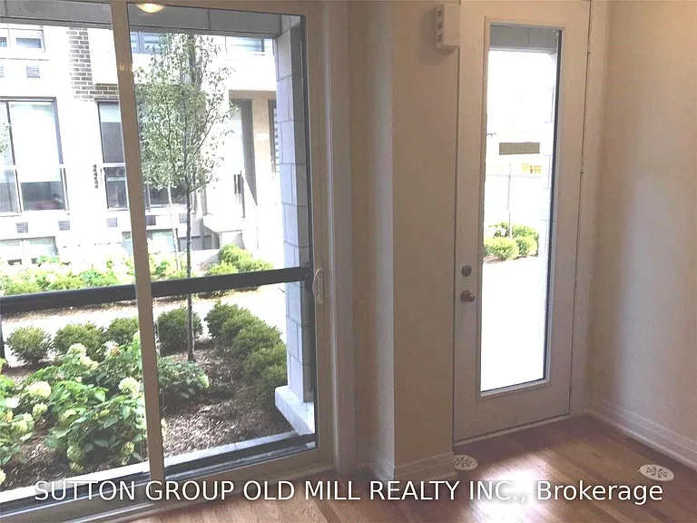 721 Lawrence Ave W #71 — Photo 6