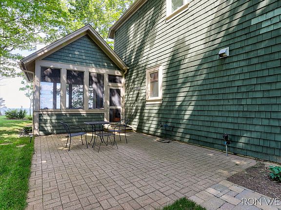 4th image of 1218 Shorecrest Dr