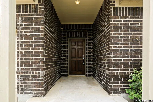 4 bed, 3.0 bath, 2240 sqft, $2,295 — Photo 2
