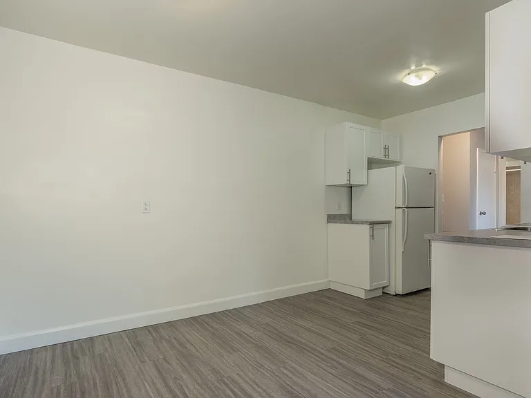 875 Colborne Rd — Photo 12