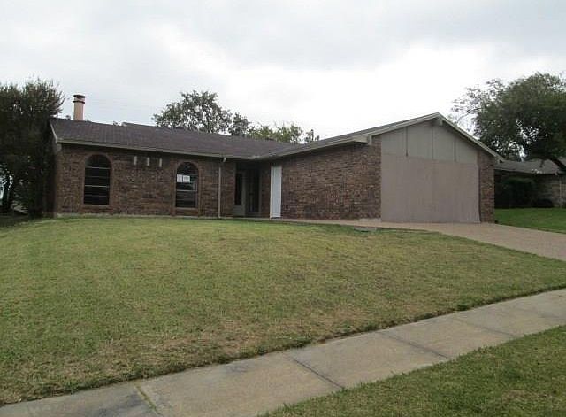 1st image of 6605 Crestfield Dr