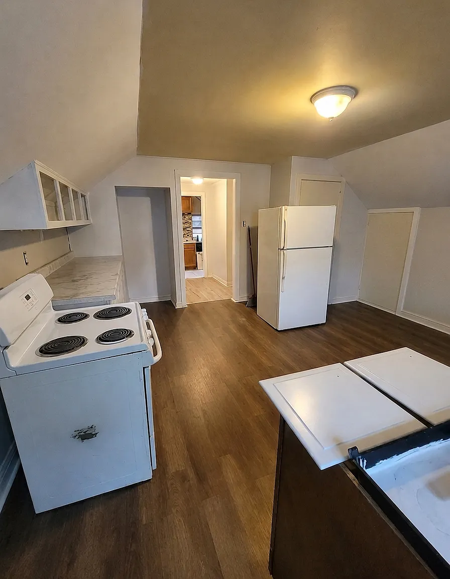 1 bed, $1,200 — Photo 3