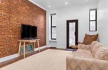 4th image of 327 E 93rd St APT 1W