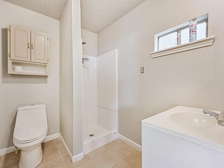 5220 Krueger Dr — Photo 46