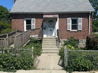 130 Clare Ave, Hyde Park, MA 02136