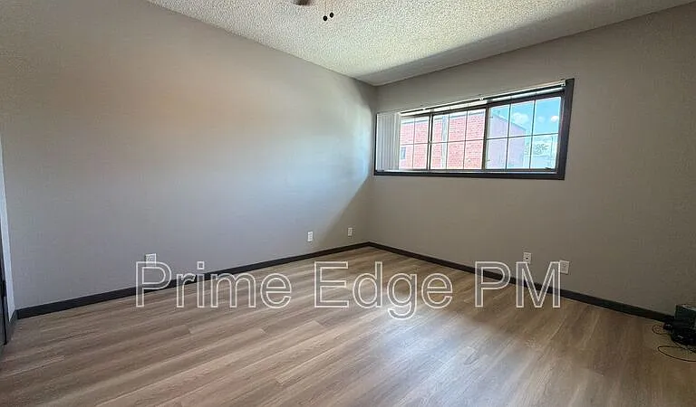 1121 N 28th St #6 — Photo 19