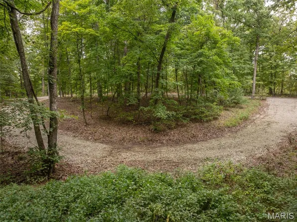 2527 Alpine Trail Dr, Innsbrook, MO 63390