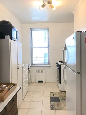 Rented by Compass | media 18