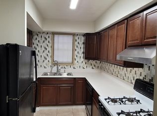 3273 Abbeywood Dr, Decatur, GA 30034