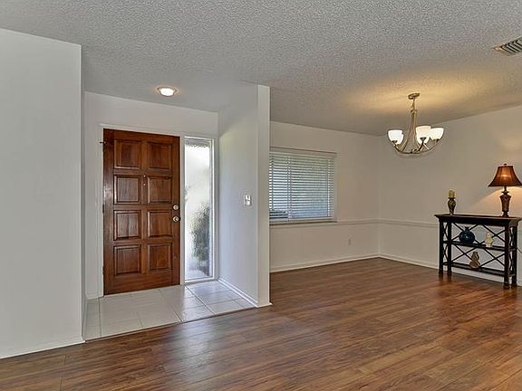 3rd image of 3590 Fairway Forest Dr