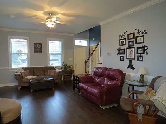 2nd image of 103 Crescent Creek Dr