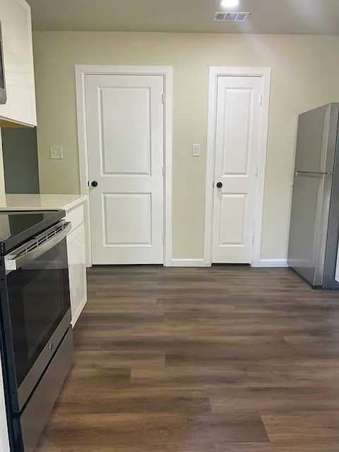 2 bed, 891 sqft, $1,400 — Photo 4