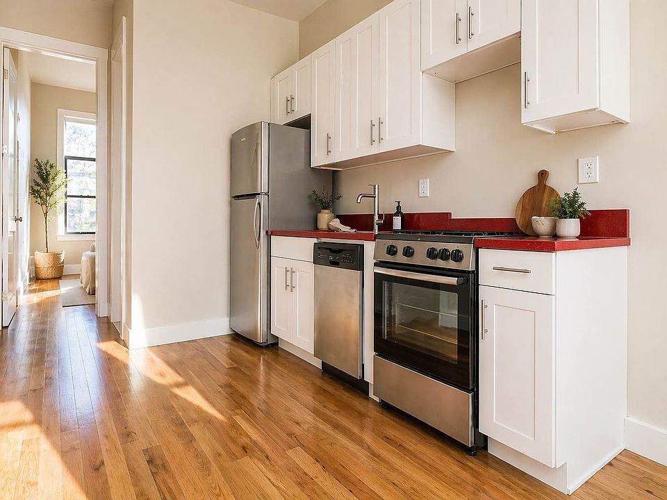 1st image of 250 Melrose St #2C