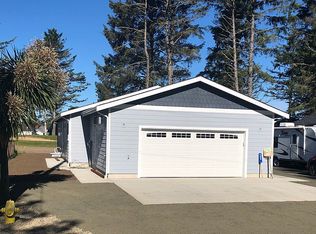 385 Dolphin Ave NE, Ocean Shores, WA 98569