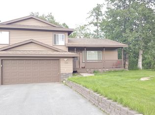 1005 N Coville Ln, Palmer, AK 99645