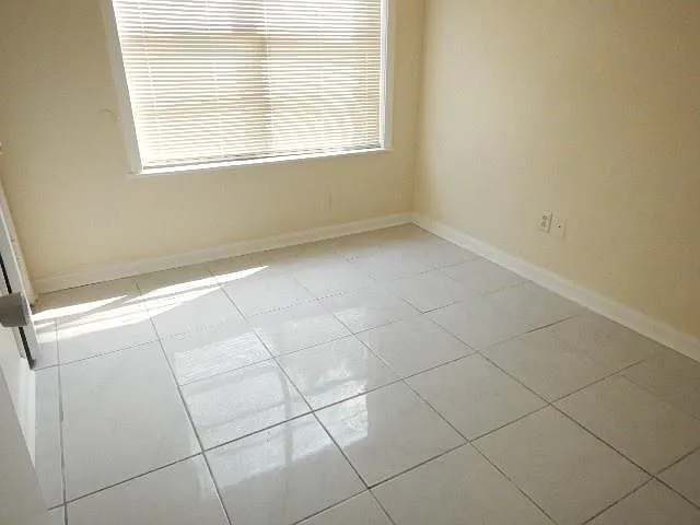 3441 Catalina Dr — Photo 12