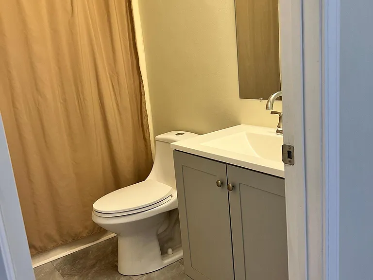42 Cleveland Ave #B — Photo 5