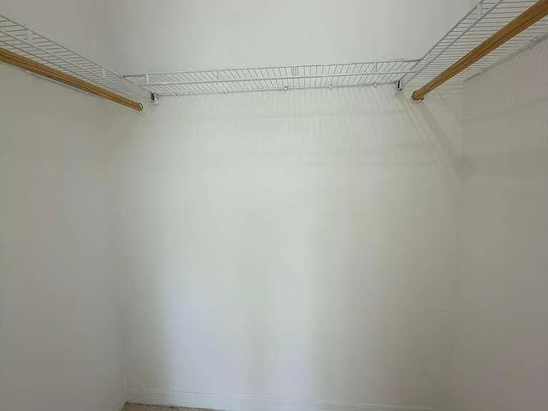 3842 SW 48th Ave — Photo 13