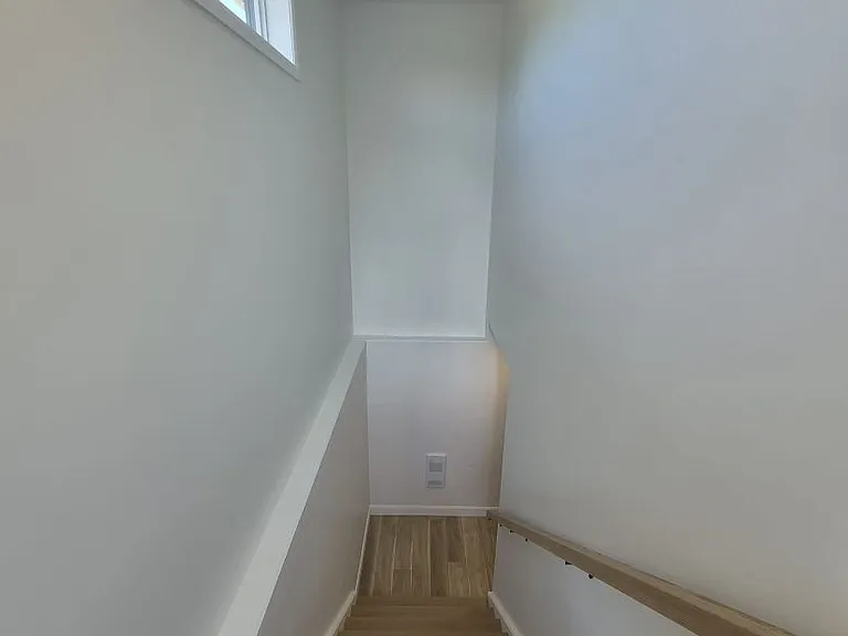 128 Hastings Dr #B — Photo 4