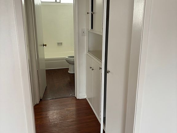 5th image of 12766 Venice Blvd #8