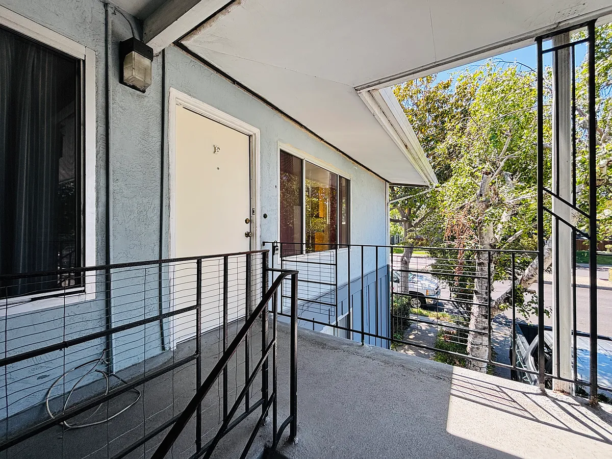 Building Photo - 36880 Newark Blvd #FF