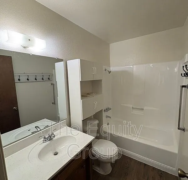 3924 W Hillsdale Ct — Photo 7