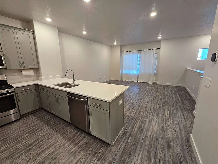 15463 S Capri Heights Ln — Photo 11